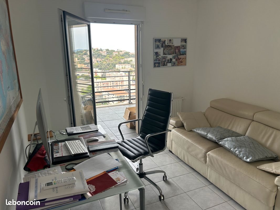 Appartement à louer, 75m², Saint-Raphaël