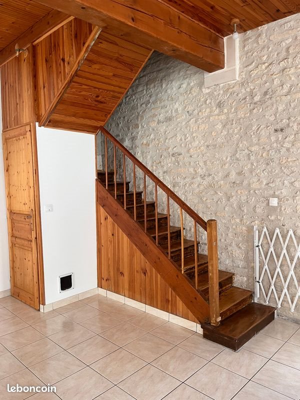 Maison à louer, 70m², Jarnac