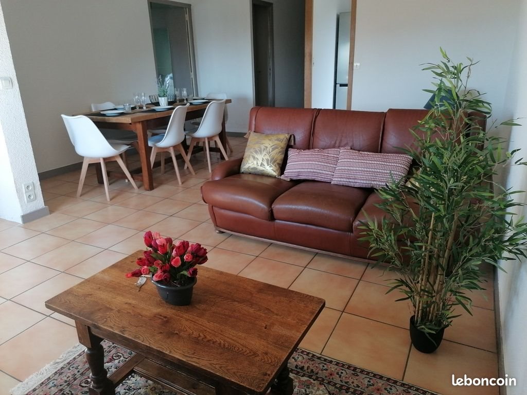 Appartement à louer, 92m², Poligny