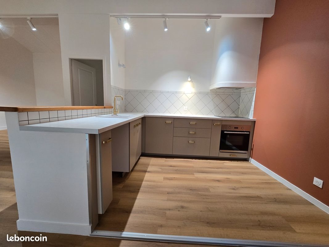 Appartement à louer, 80m², La Couronne