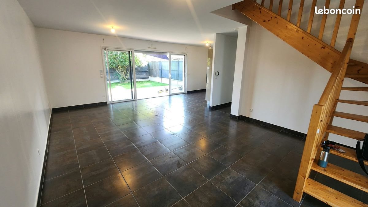 Maison à louer, 91m², Pompignac