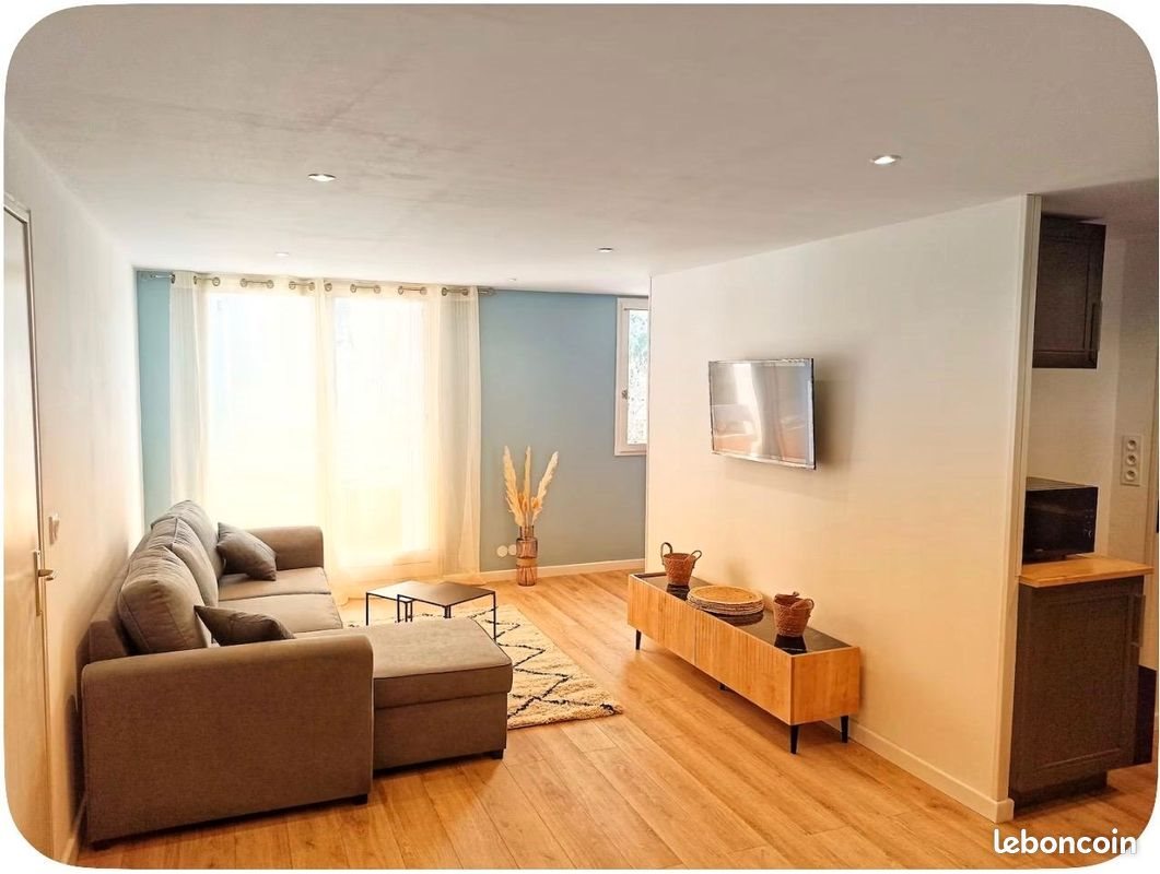 Appartement à louer, 45m², Fréjus