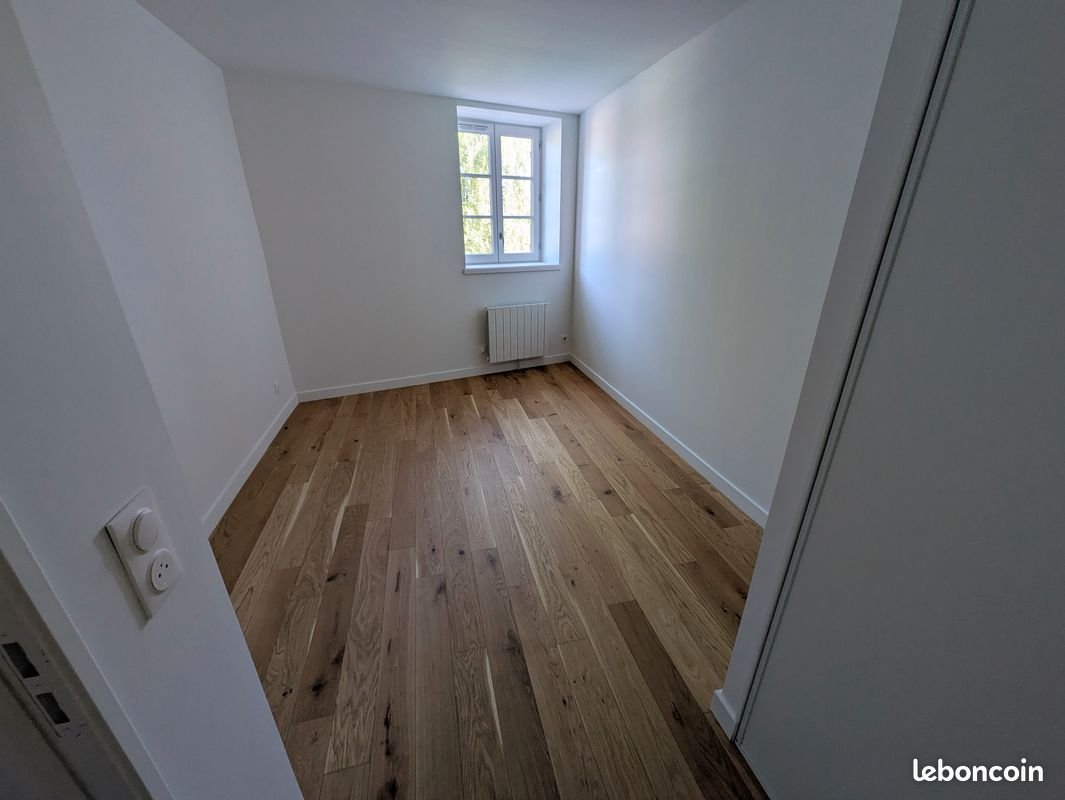 Appartement à louer, 70m², Albigny-sur-Saône