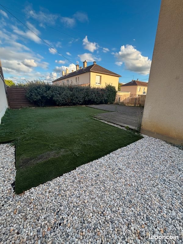 Maison à louer, 95m², La Suze-sur-Sarthe
