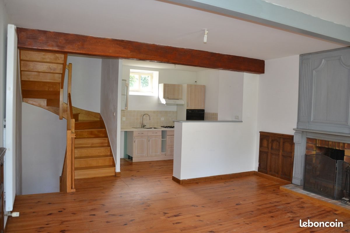 Maison à louer, 116m², Spézet