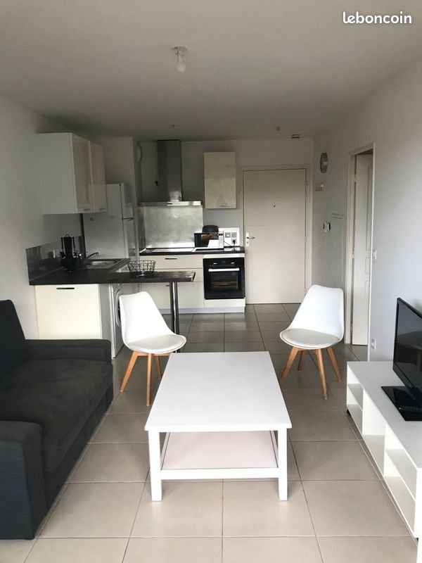 Appartement à louer, 40m², Marseille 9ème