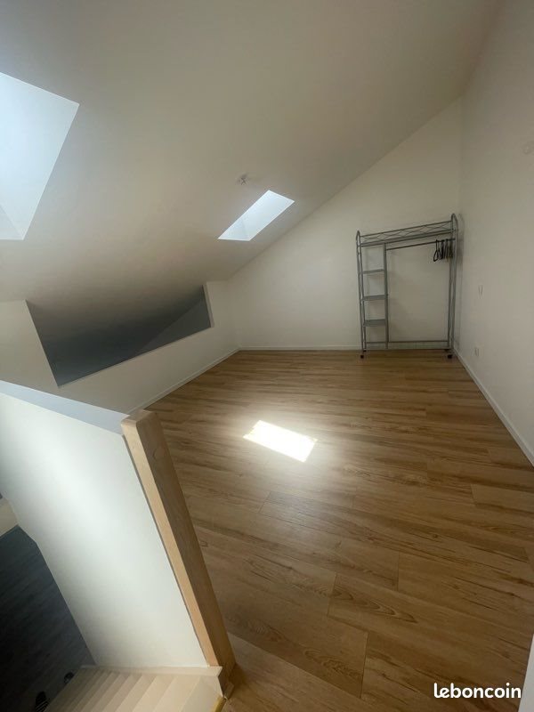 Appartement à louer, 52m², Roquemaure