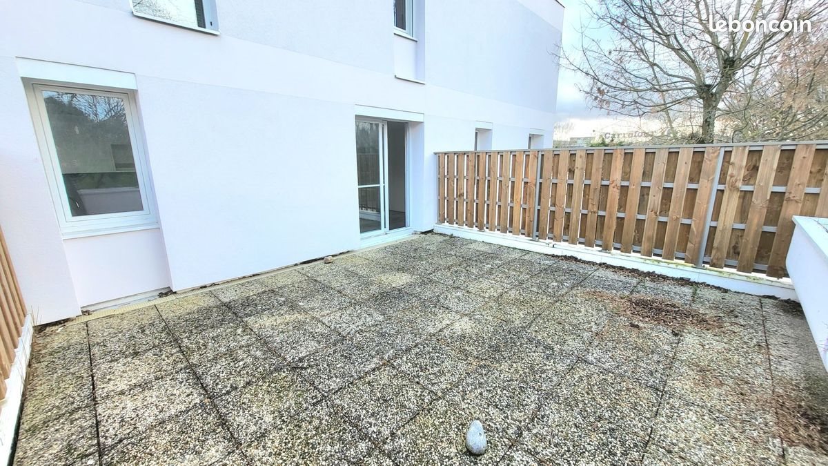 Appartement à louer, 41m², Évry-Courcouronnes