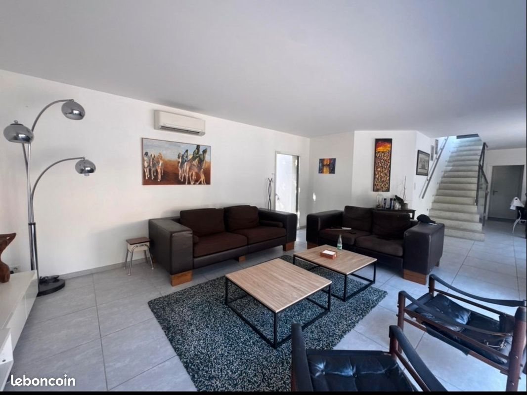 Maison à vendre, 177m², Gratentour