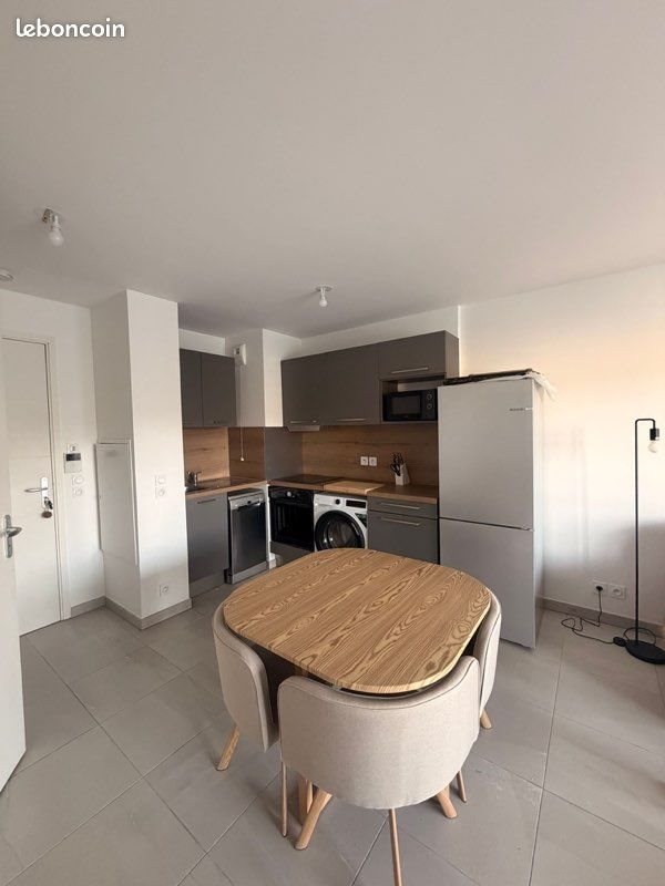 Appartement à louer, 43m², Mougins