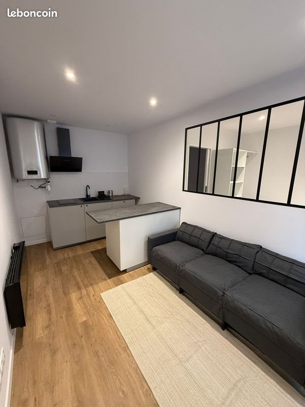 Appartement à louer, 28m², Nîmes