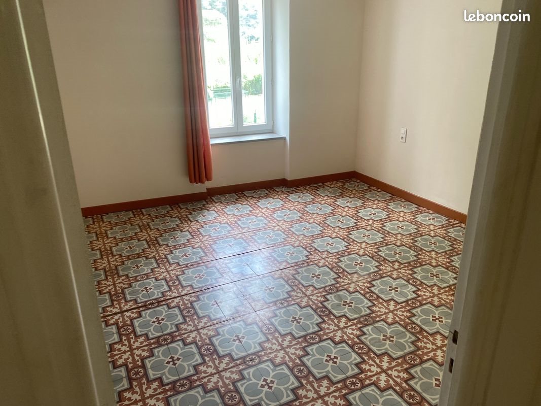 Maison à louer, 110m², Ornaisons