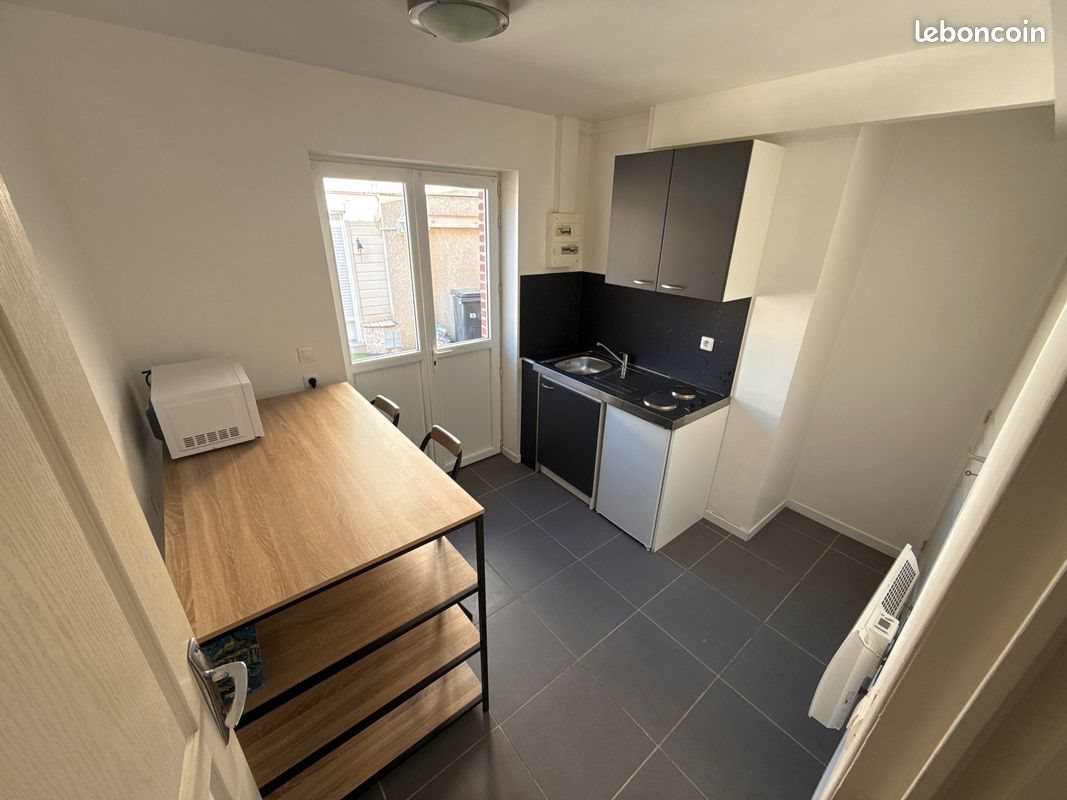 Appartement à louer, 20m², Nesle