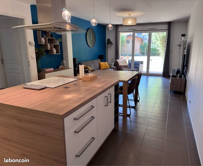 Appartement à vendre, 72m², Sathonay-Village