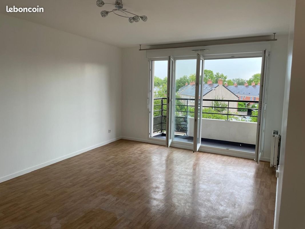 Appartement à louer, 67m², Evry