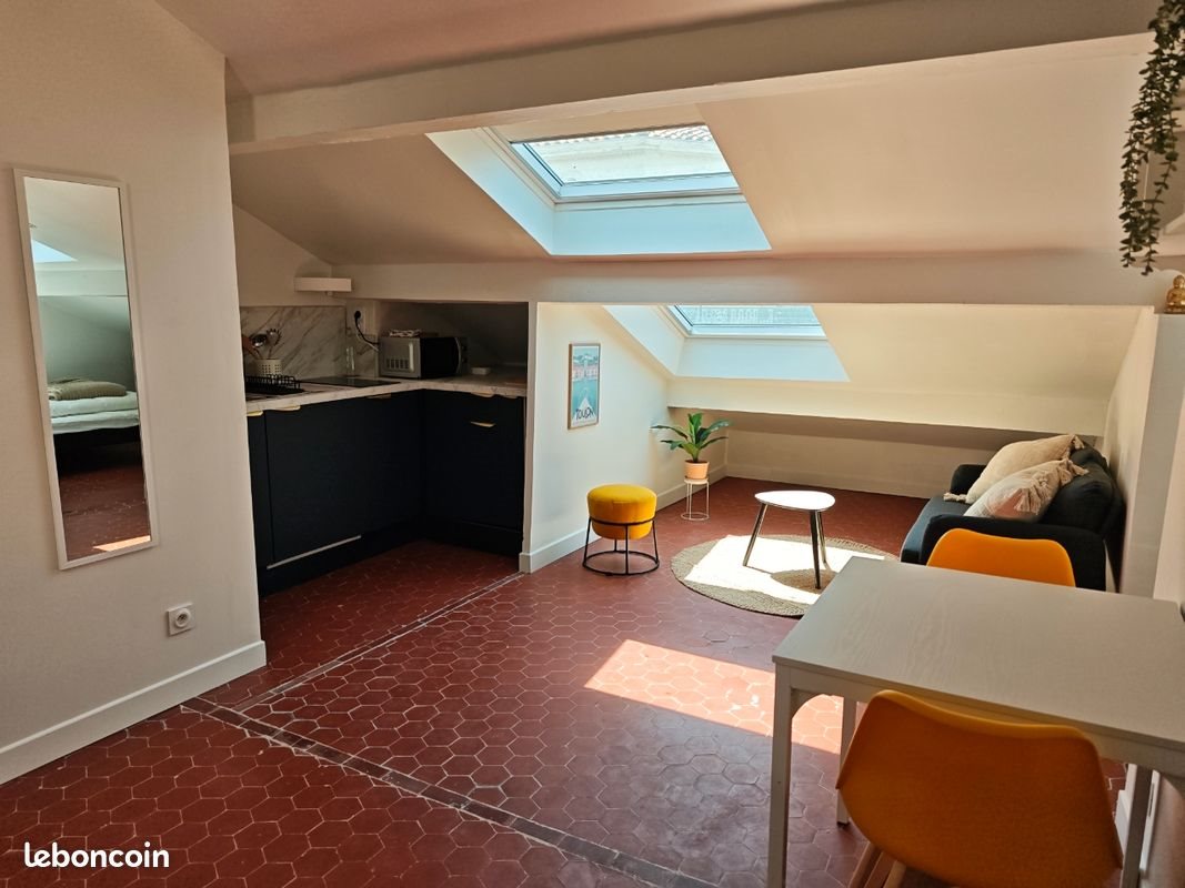 Appartement à louer, 16m², Toulon