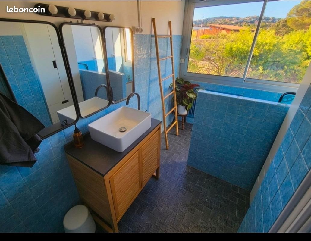 Appartement à louer, 75m², Fréjus