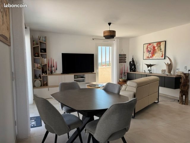 Appartement à vendre, 75m², Vias