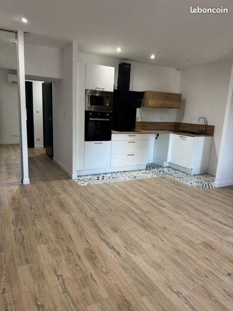 Appartement à louer, 54m², Brassac