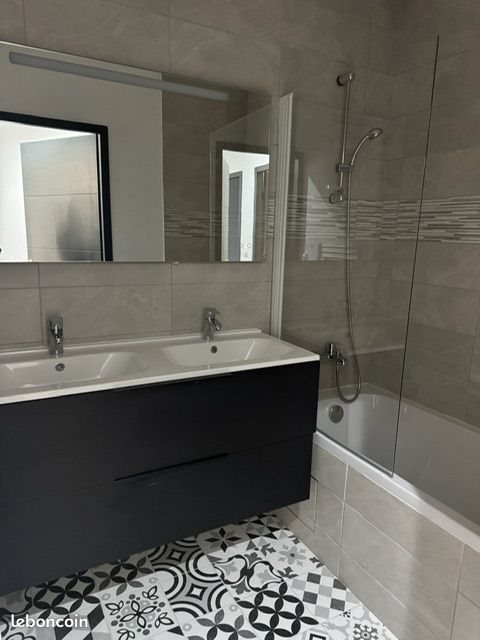 Appartement à louer, 54m², Brassac