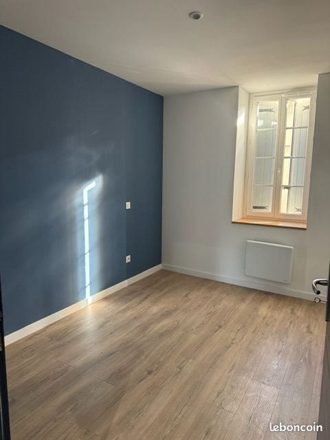 Appartement à louer, 54m², Brassac