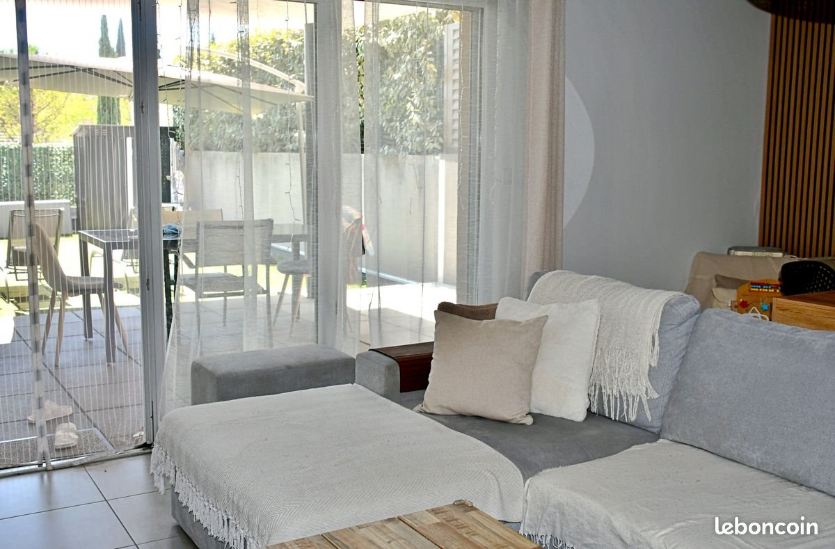 Appartement à vendre, 69m², Fréjus