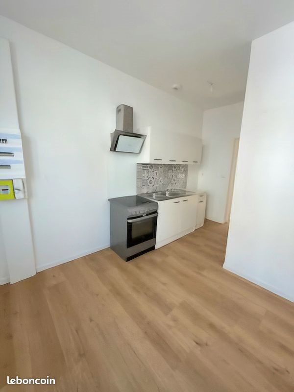 Appartement à louer, 27m², Brebières
