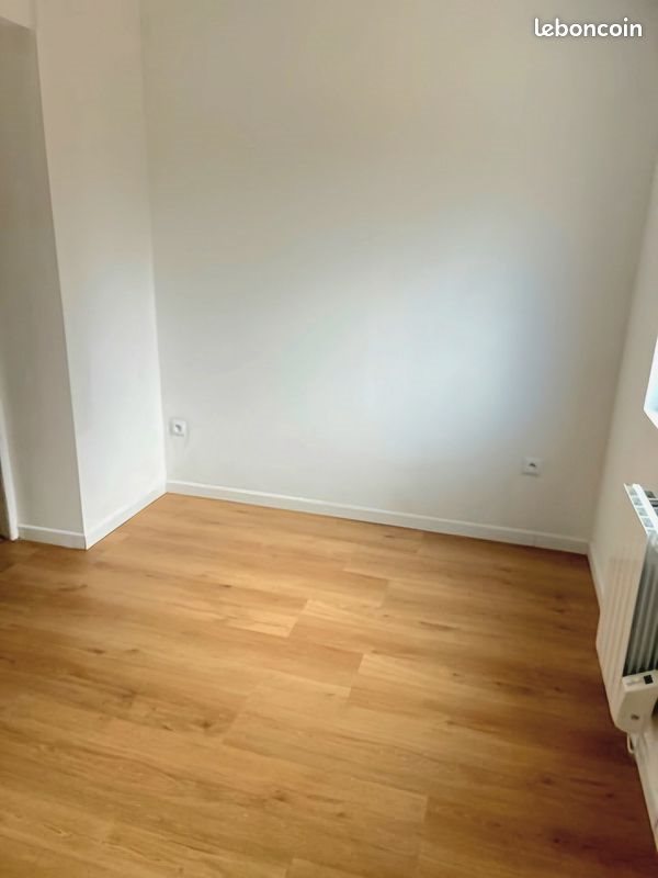 Appartement à louer, 27m², Brebières