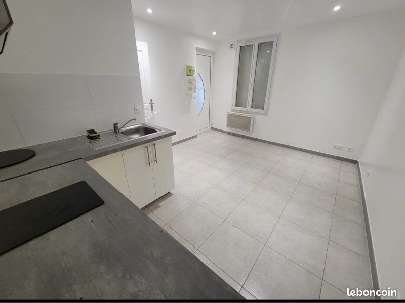 Appartement à louer, 17m², Ivry-sur-Seine