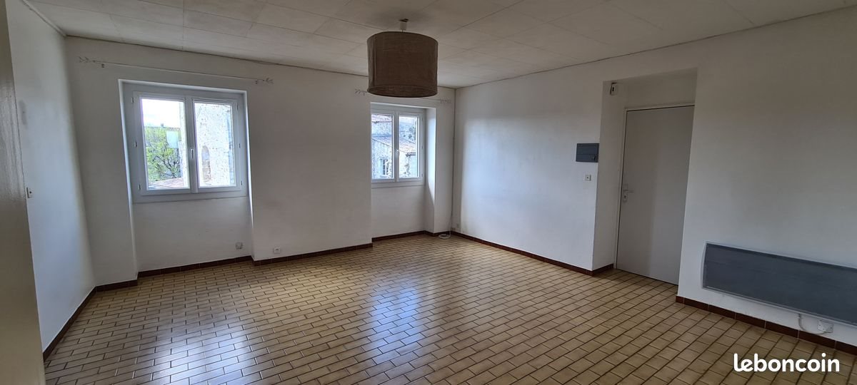 Appartement à louer, 65m², Saint-Just-d'Ardèche