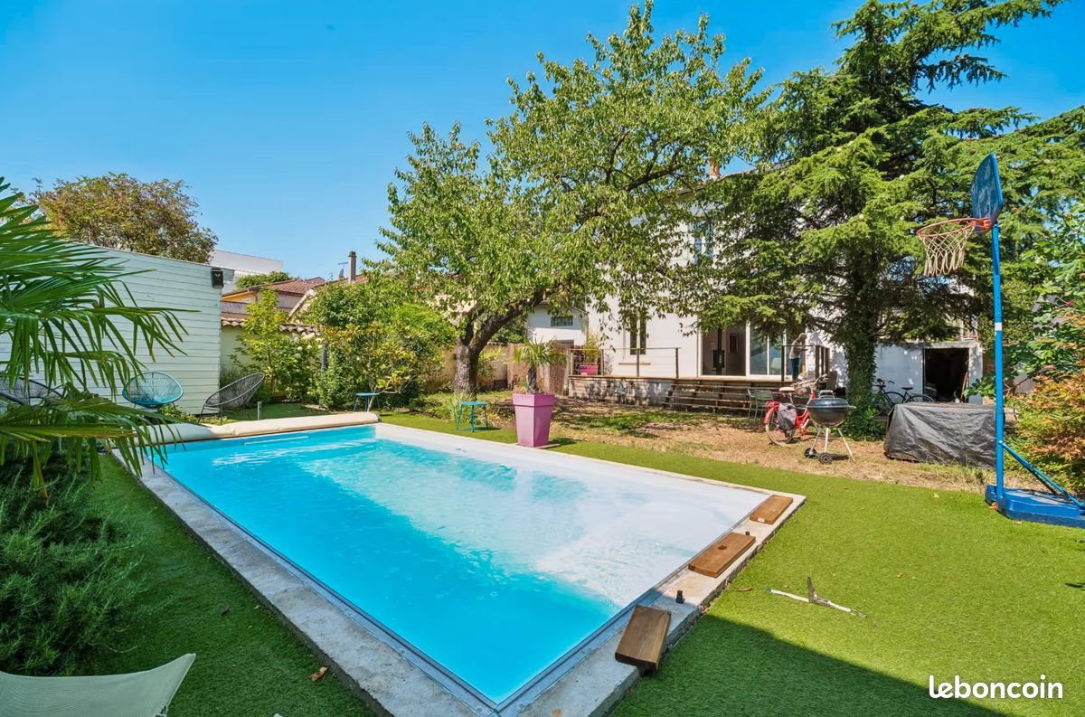 Maison à louer, 150m², Lyon 8ème