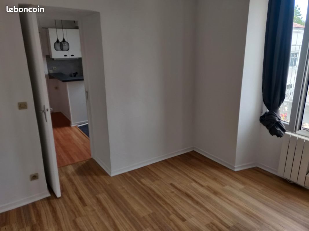 Appartement à louer, 28m², Guignes