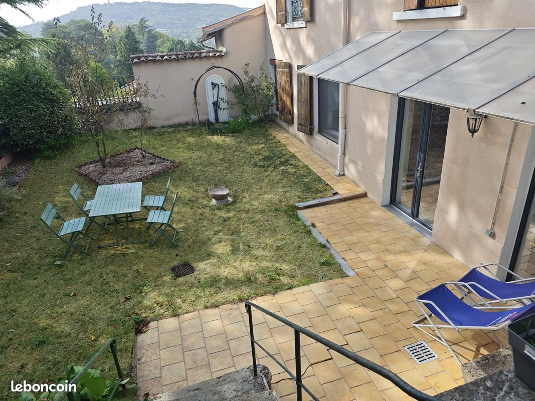 Appartement à louer, 90m², Caluire-et-Cuire