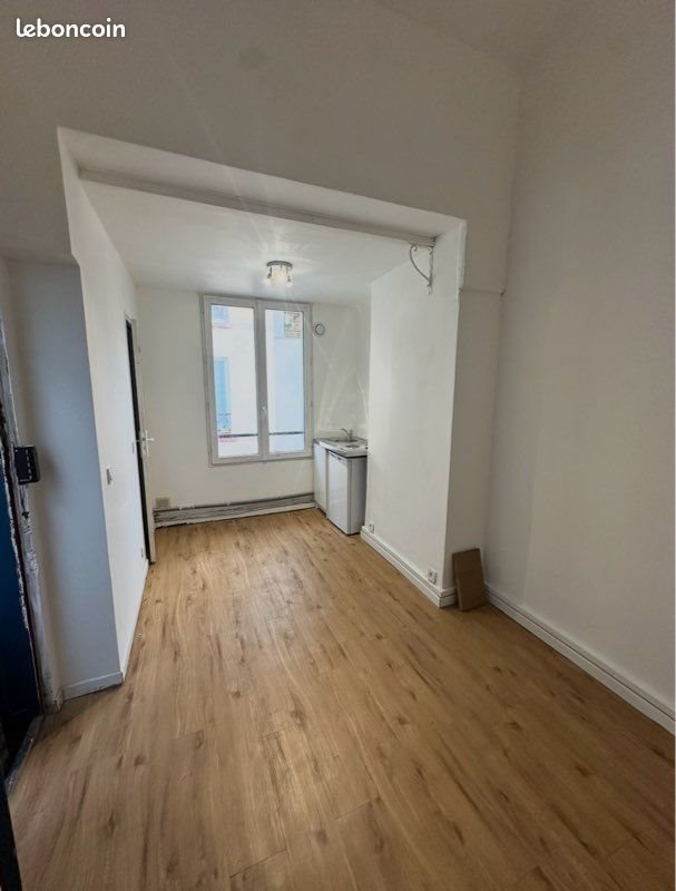 Appartement à louer, 18m², Paris 19ème