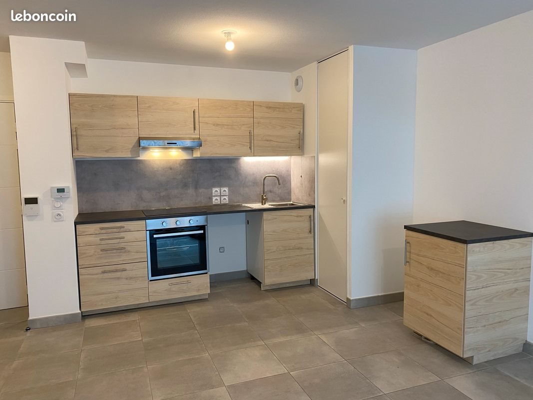 Appartement à louer, 57m², Oullins