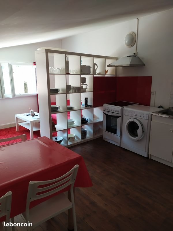Appartement à louer, 39m², Rochefort