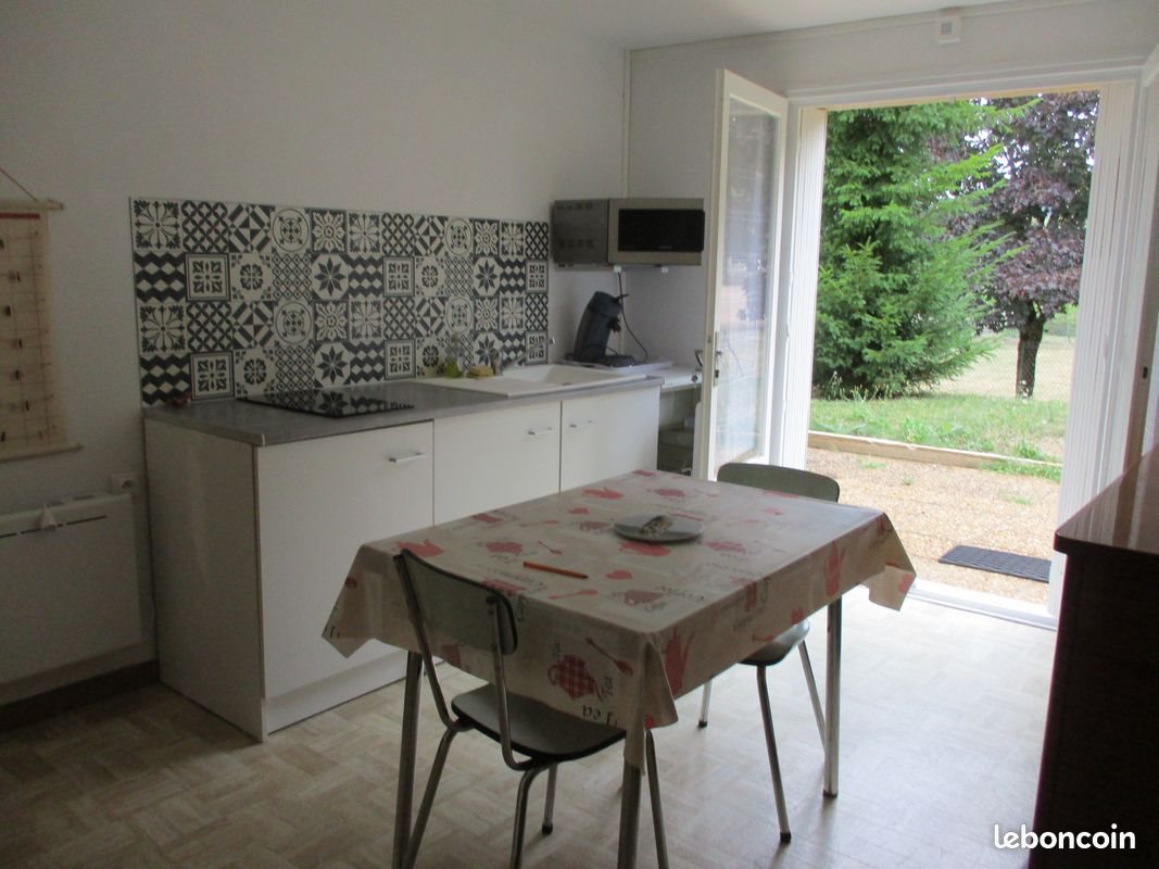 Appartement à louer, 32m², Figeac