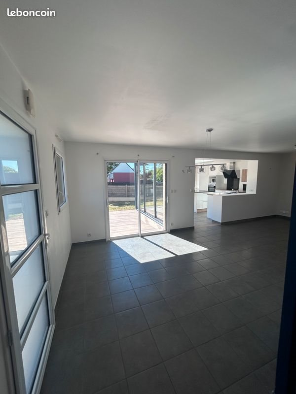 Maison à vendre, 121m², Plougonven