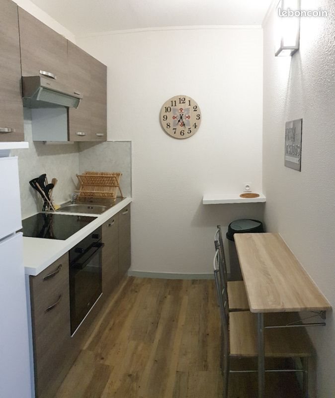 Appartement à louer, 45m², Savignac-les-Églises