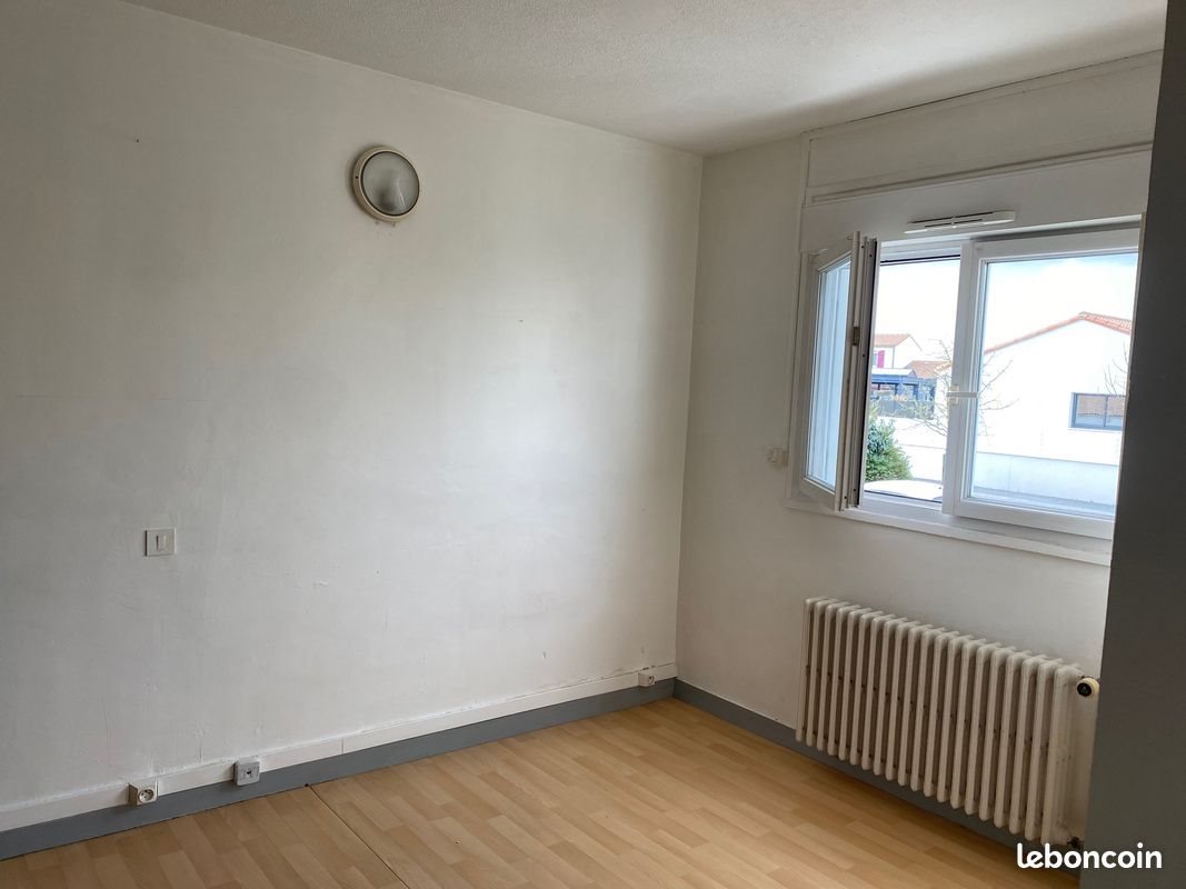 Appartement à louer, 25m², Saint-Martin-des-Noyers