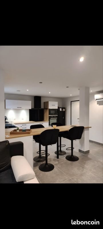 Maison à louer, 80m², Connaux