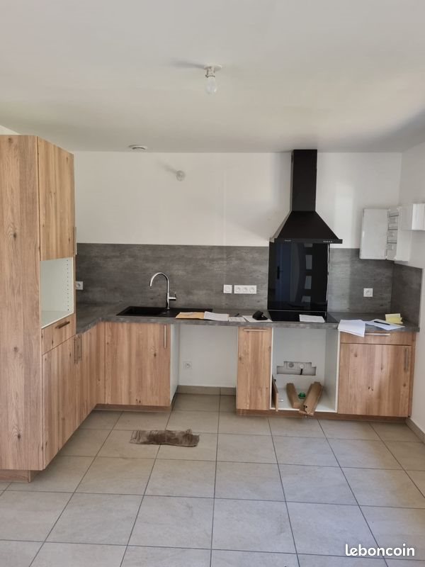Appartement à louer, 80m², Arles