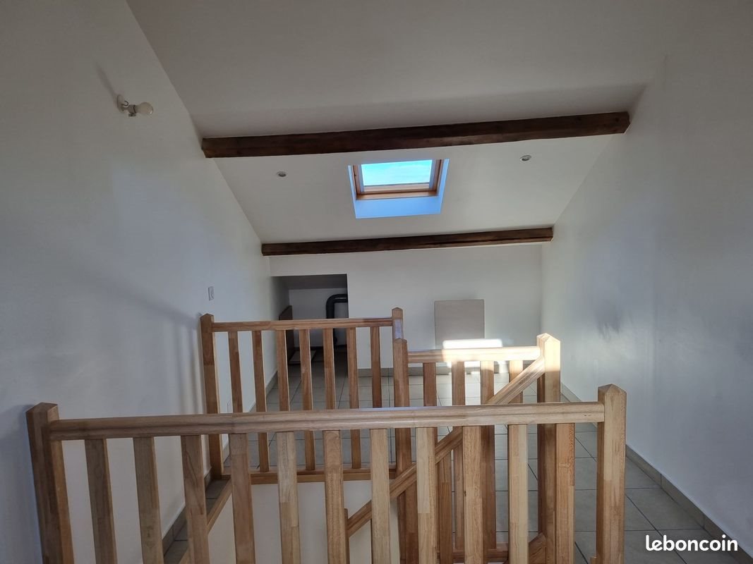 Appartement à louer, 80m², Arles