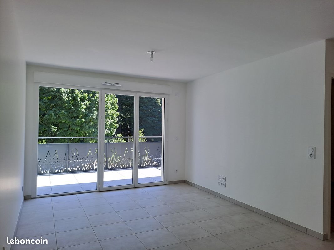 Appartement à louer, 42m², Echirolles
