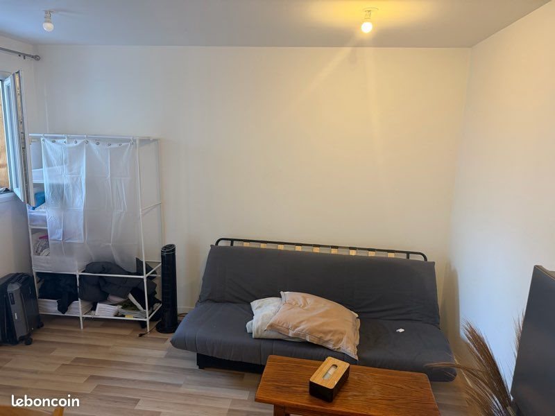 Appartement à louer, 18m², Bron
