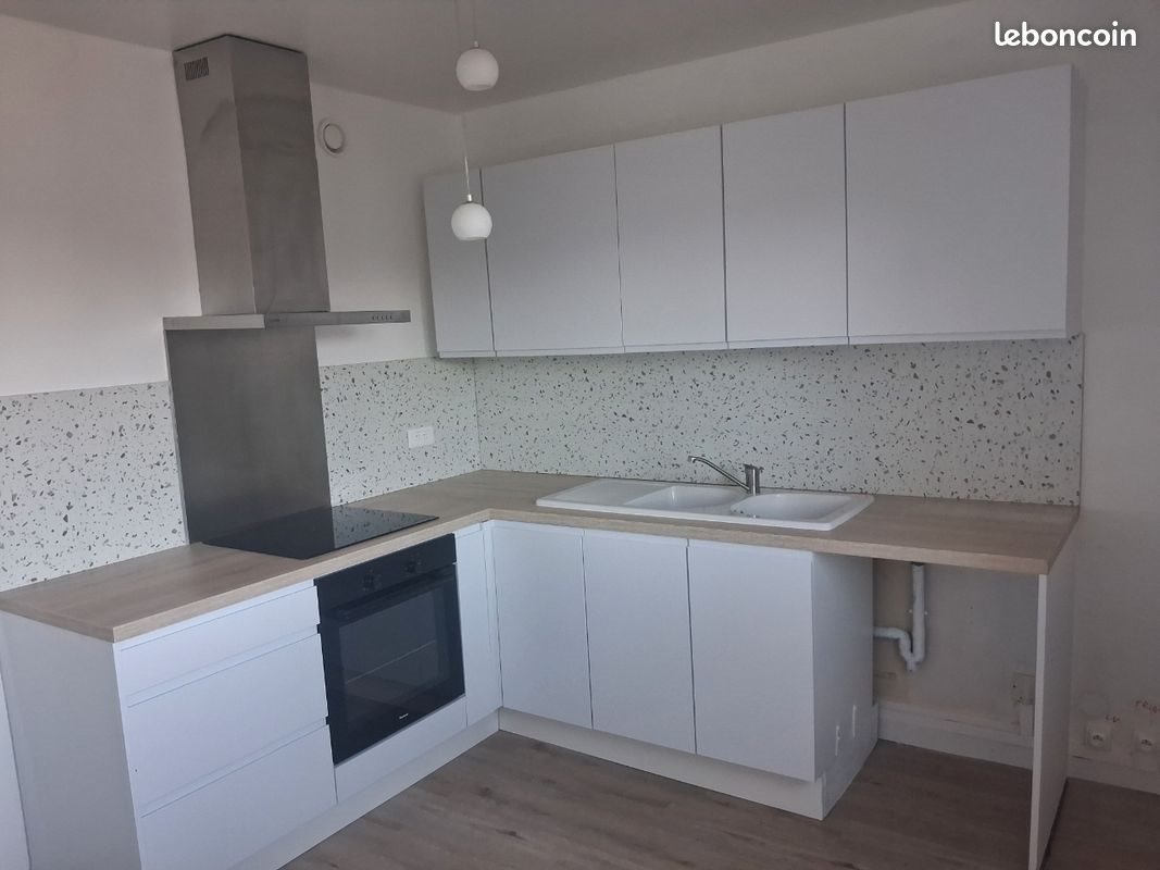 Appartement à louer, 73m², Reims