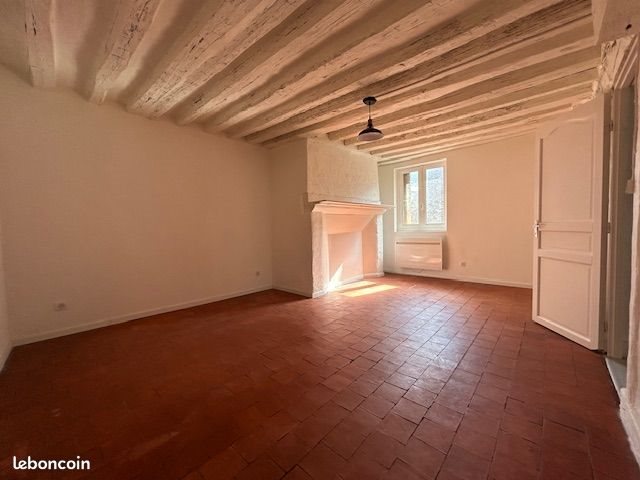 Appartement à louer, 90m², Saint-Fargeau
