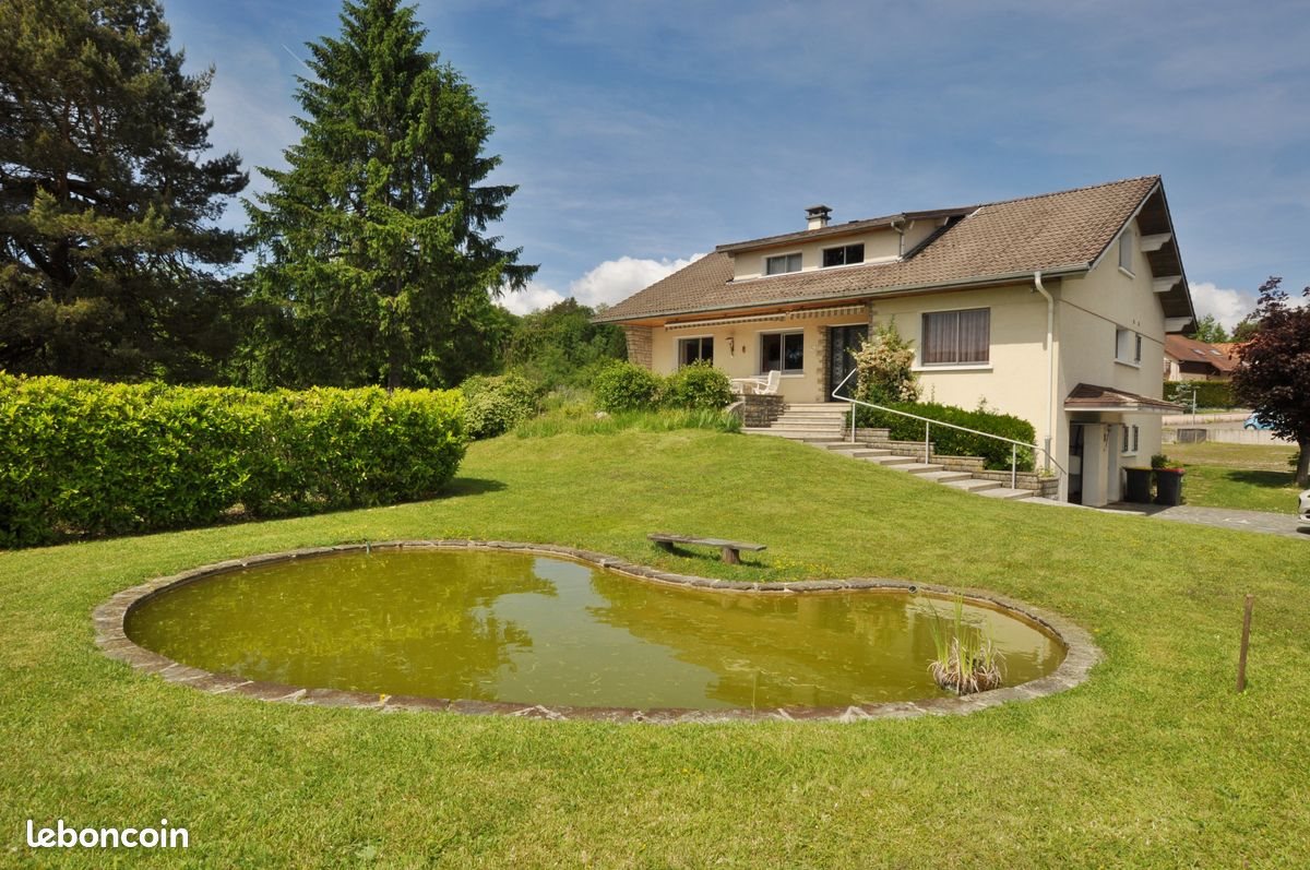 Maison à vendre, 266m², Oyonnax