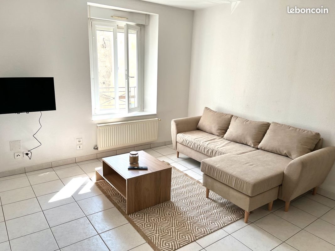 Appartement à louer, 46m², Chevillon