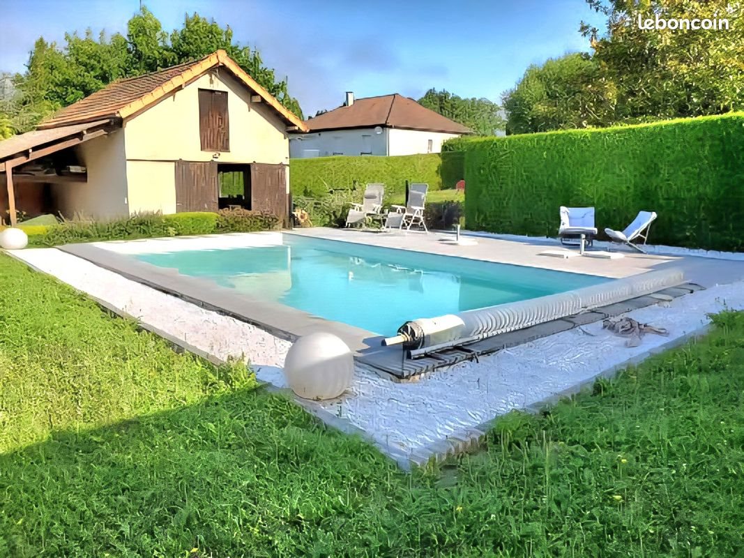 Maison à vendre, 150m², Châteauneuf-la-Forêt